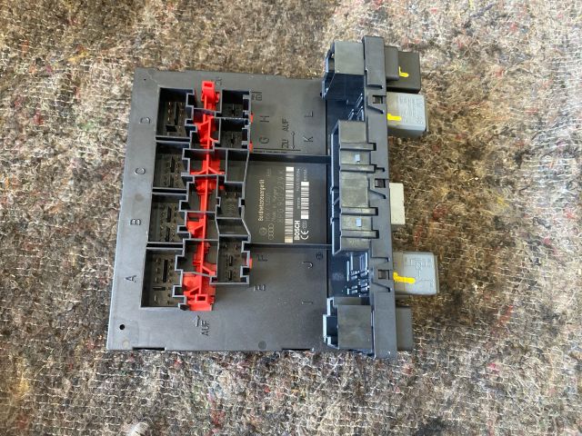 bontott AUDI TT Komfort Elektronika