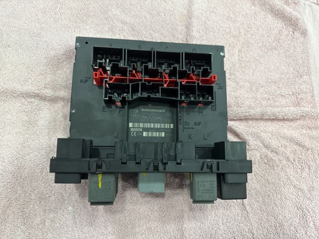 bontott AUDI TT Komfort Elektronika