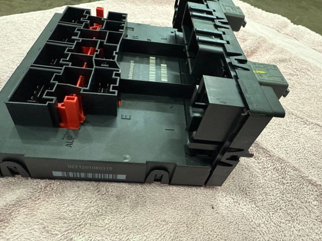 bontott AUDI TT Komfort Elektronika