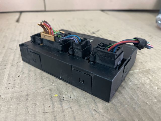 bontott AUDI TT Komfort Elektronika