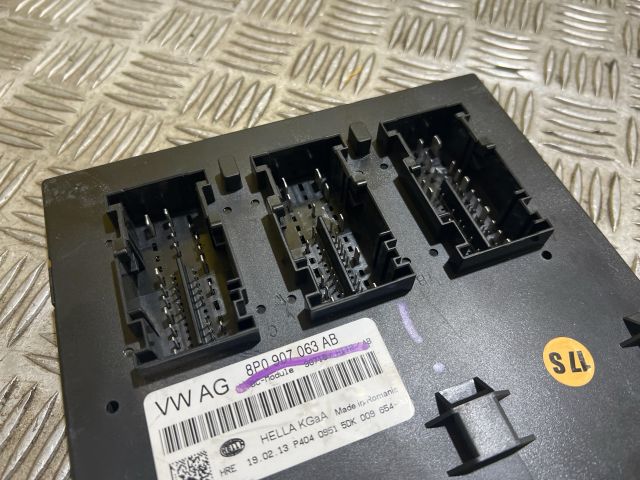 bontott AUDI TT Komfort Elektronika