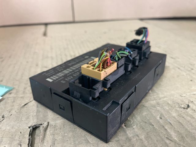 bontott AUDI TT Komfort Elektronika
