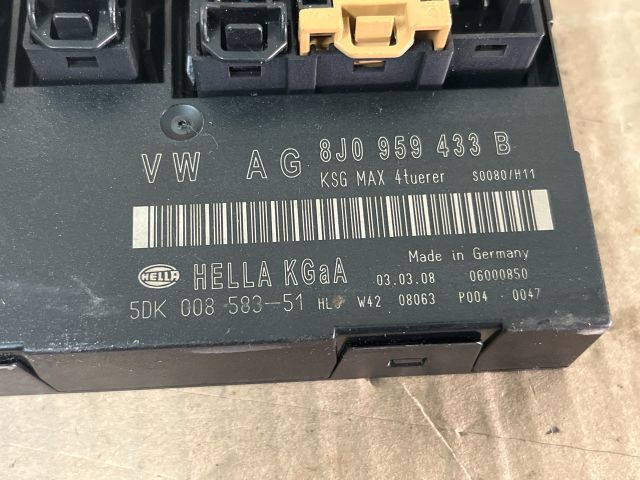 bontott AUDI TT Komfort Elektronika