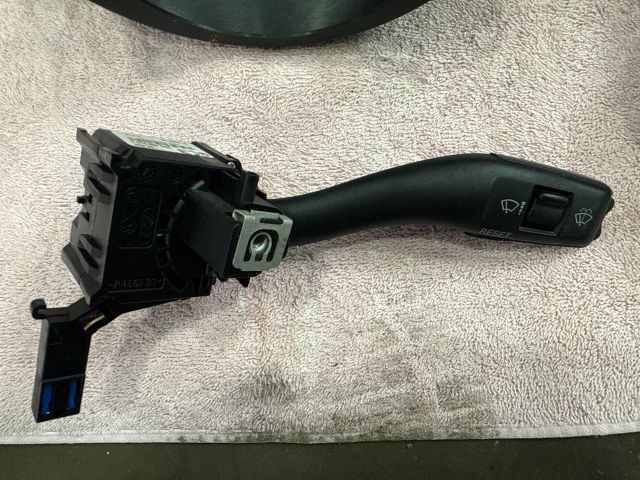 bontott AUDI TT Komplett Kormánykapcsoló (Bajuszkapcsoló)