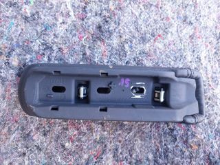 bontott AUDI TT Könyöklő