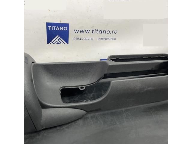 bontott AUDI TT Könyöklő