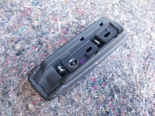 bontott AUDI TT Könyöklő