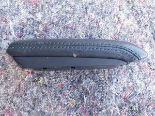 bontott AUDI TT Könyöklő