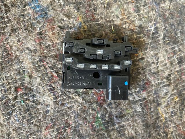 bontott AUDI TT Kormányszög Jeladó