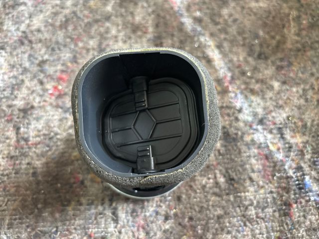 bontott AUDI TT Középső Szellőző