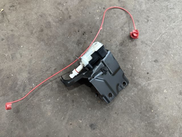 bontott AUDI TT Központizár Motor Tankajtó