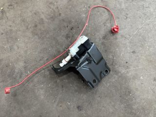 bontott AUDI TT Központizár Motor Tankajtó