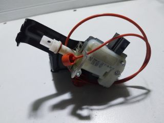 bontott AUDI TT Központizár Motor Tankajtó