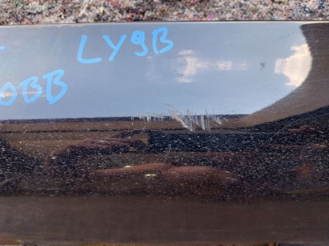 bontott AUDI TT Küszöb Burkolat