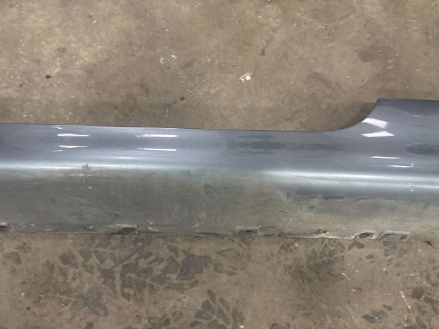 bontott AUDI TT Küszöb Burkolat