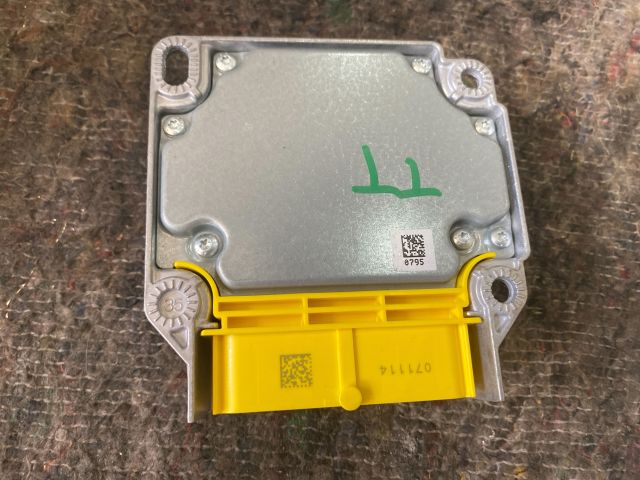 bontott AUDI TT Légzsák Elektronika
