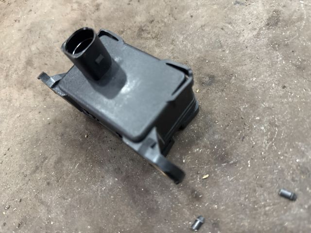 bontott AUDI TT Menetstabilizátor