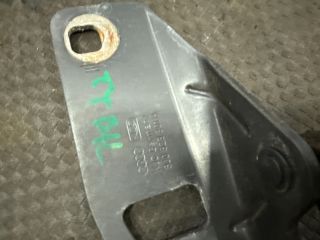 bontott AUDI TT Motorháztető Bal Zsanér