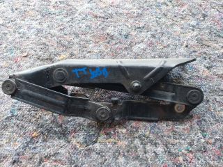 bontott AUDI TT Motorháztető Jobb Zsanér