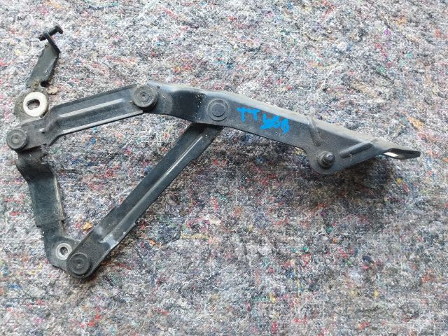 bontott AUDI TT Motorháztető Jobb Zsanér