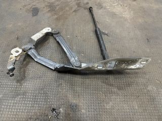 bontott AUDI TT Motorháztető Jobb Zsanér