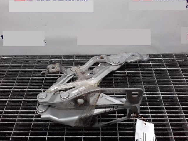 bontott AUDI TT Motorháztető Zsanér Pár