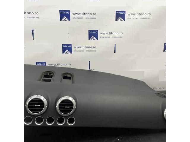 bontott AUDI TT Műszerfal Héj