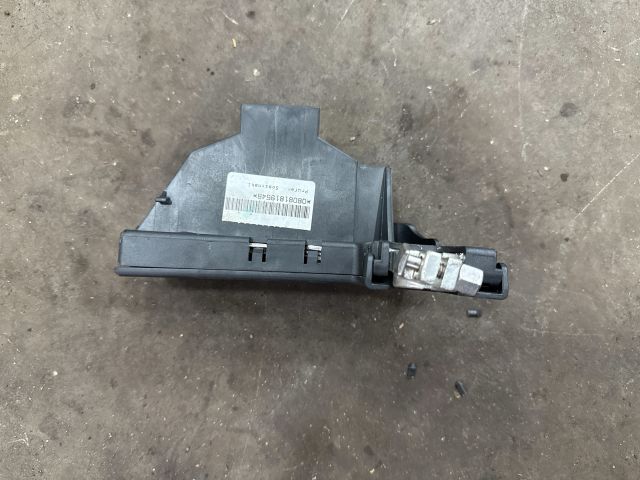 bontott AUDI TT Pozitív Kábel Elosztó