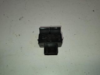 bontott AUDI TT Tankajtó Nyitó Kar / Gomb