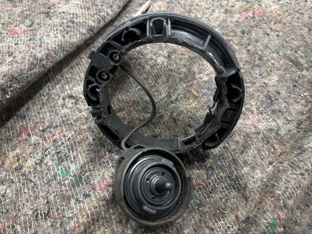 bontott AUDI TT Tankajtó