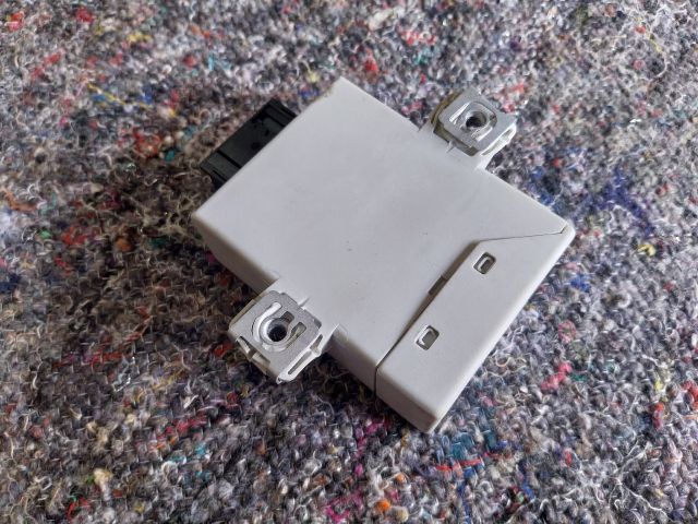 bontott AUDI TT TPMS Elektronika