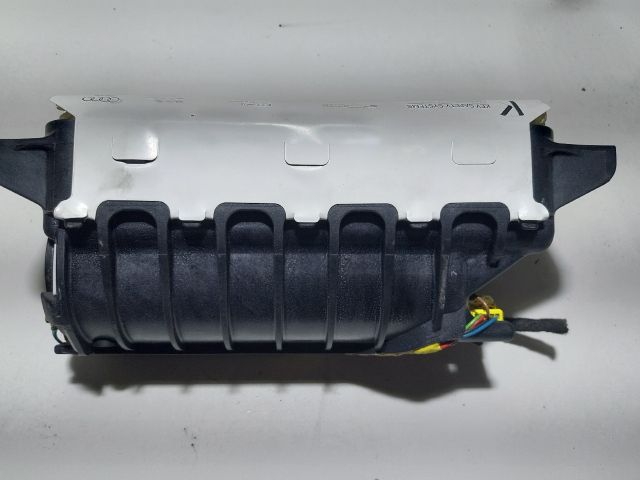 bontott AUDI TT Utasoldali Légzsák