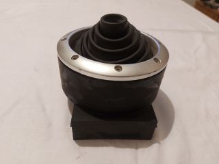 bontott AUDI TT Váltószoknya Rögzítő Keret