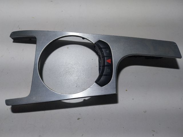 bontott AUDI TT Váltószoknya Rögzítő Keret