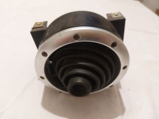 bontott AUDI TT Váltószoknya Rögzítő Keret