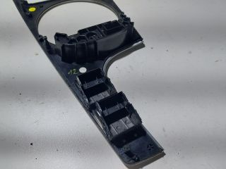 bontott AUDI TT Váltószoknya Rögzítő Keret