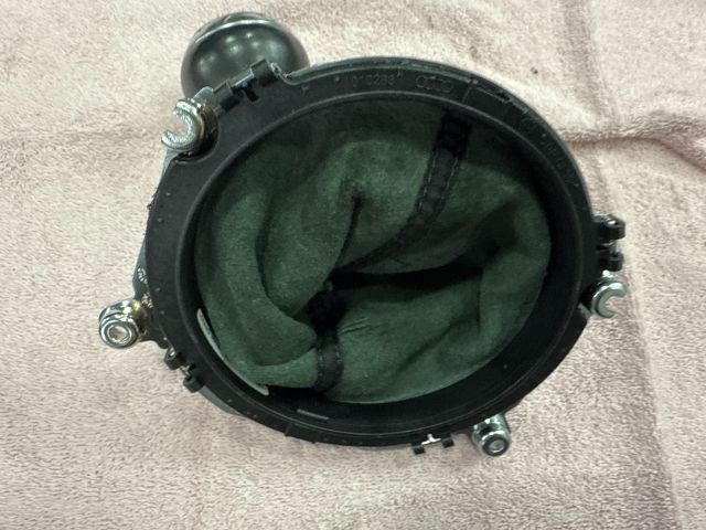 bontott AUDI TT Váltószoknya