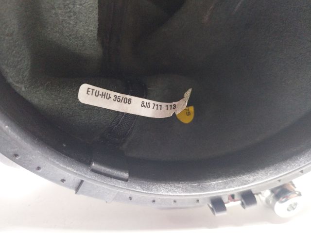 bontott AUDI TT Váltószoknya