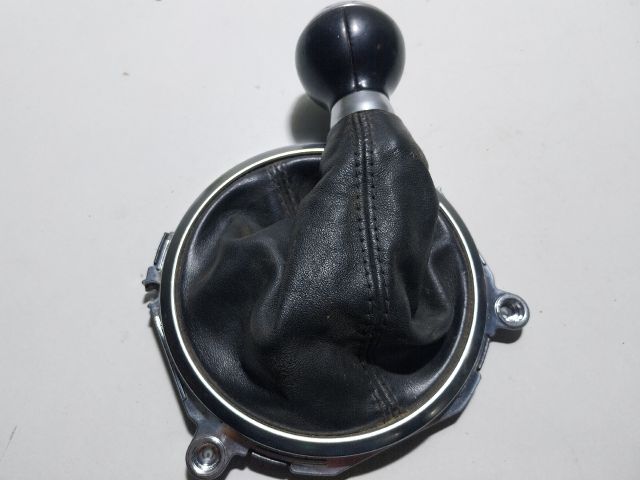 bontott AUDI TT Váltószoknya