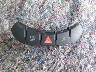 bontott AUDI TT Vészvillogó Kapcsoló