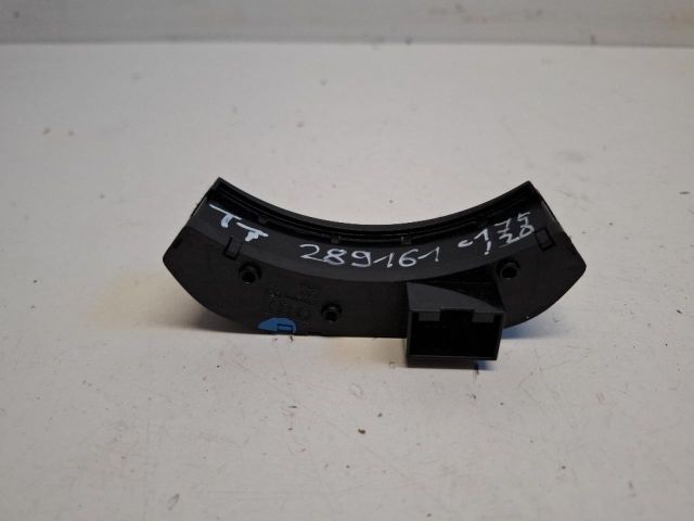 bontott AUDI TT Vészvillogó Kapcsoló