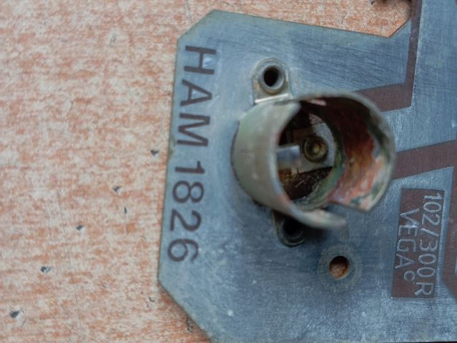 bontott AUSTIN METRO Jobb Hátsó Lámpa Foglalat