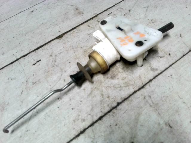 bontott   Bal első Ajtózár Motor