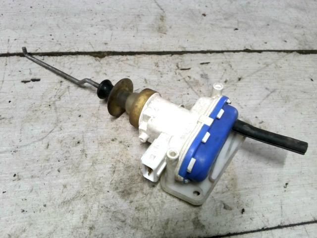 bontott   Bal első Ajtózár Motor