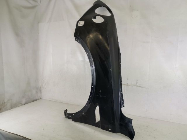 bontott BENTLEY BENTAYGA Bal első Sárvédő