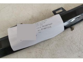 bontott BENTLEY BENTAYGA Első Lökhárító Díszléc