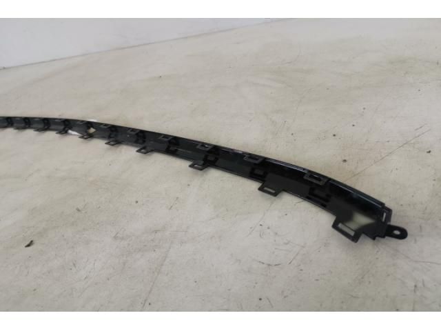 bontott BENTLEY BENTAYGA Első Lökhárító Díszléc