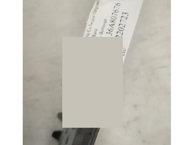 bontott BENTLEY BENTAYGA Első Lökhárító Jobb Díszrács