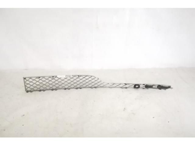 bontott BENTLEY BENTAYGA Első Lökhárító Jobb Díszrács