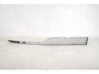 bontott BENTLEY BENTAYGA Első Lökhárító Jobb Díszrács